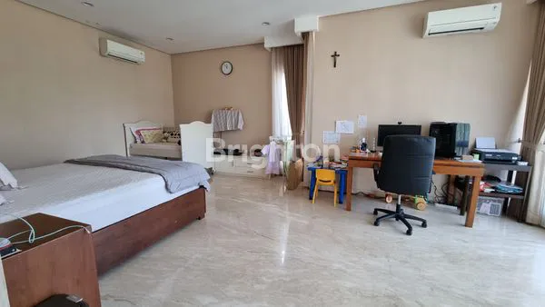 image RUMAH GRAHA NATURA MEWAH CANTIK SIAP HUNI SURABAYA BARAT (2)