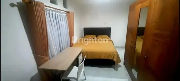 image RUMAH MEWAH BERTINGKAT DI JALAN SULI DENPASAR (3)