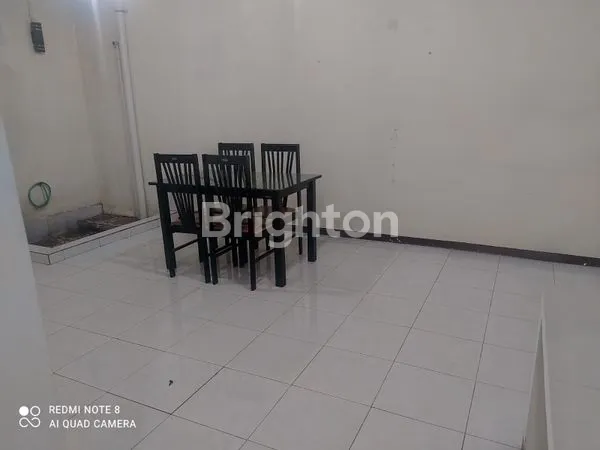 image RUMAH CANTIK DI PERUMAHAN CLUSTER SIAP DI HUNI DI SALATIGA (8)