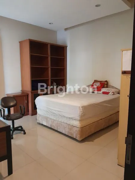 image RUMAH RAPIH BERSIH SEMIFURNISH SIAP HUNI KOTABARU PARAHYANGAN (2)