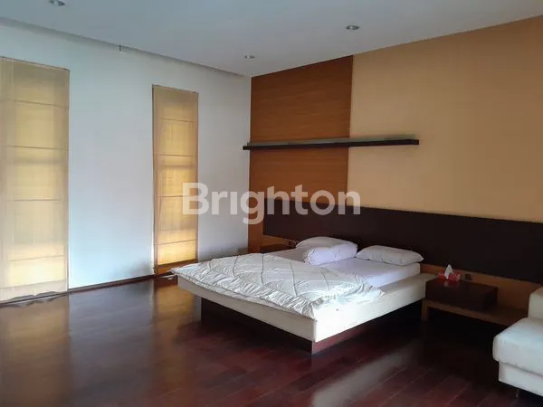 image RUMAH RAPIH BERSIH SEMIFURNISH SIAP HUNI KOTABARU PARAHYANGAN (7)