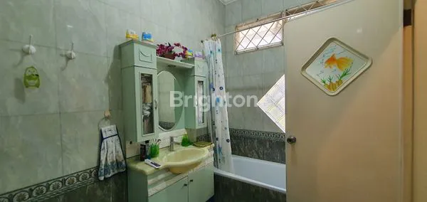 image RUMAH MODERN SURABAYA TIMUR (4)