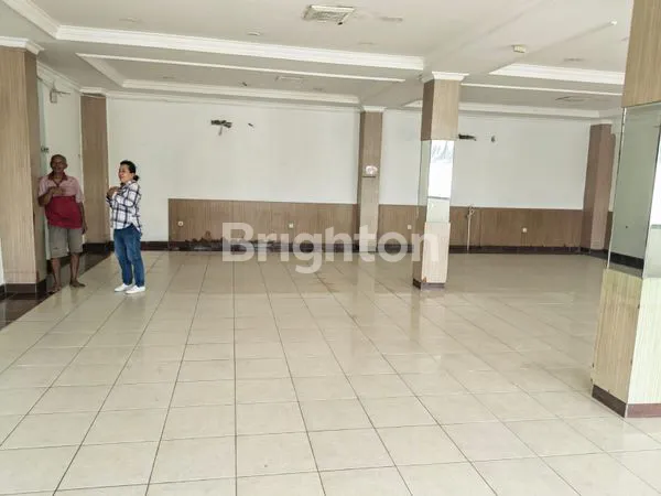 image TEMPAT USAHA LUAS STRATEGIS DI BEKASI (2)