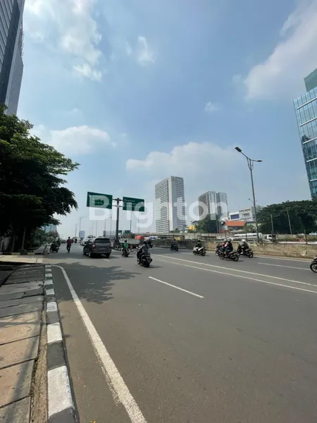 image RUMAH HITUNG TANAH STRATEGIS RAYA SIMATUPANG CILANDAK JAKARTA SELATAN (2)