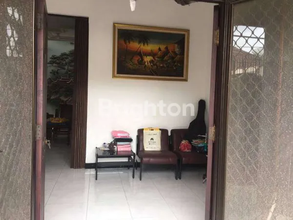 image RUMAH SIAP HUNI SIMPANG DARMO PERMAI SELATAN (6)