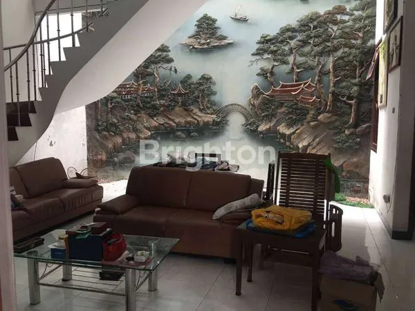 image RUMAH SIAP HUNI SIMPANG DARMO PERMAI SELATAN (5)