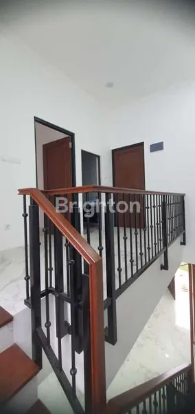 image RUMAH MEWAH DIBAWAH 2M DI SENTUL CITY  (8)