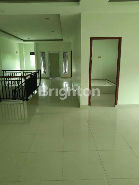 image RUMAH HOOK DENGAN FURNITURE TEMPEL CITRA BATAM (6)