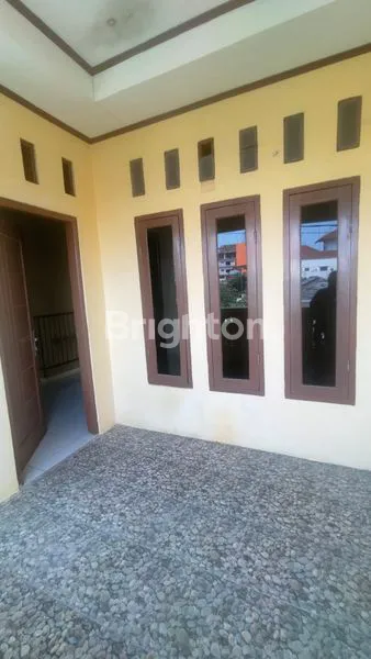 image RUMAH SIAP HUNI 2 LANTAI DI VILLA GADING BARU BEKASI (6)