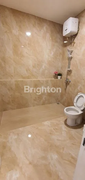 image RUMAH FULL RENOV KOTABARU PARAHYANGAN SIAP HUNI ADA HALAMAN BELAKANG GAZEBO NYAMAN (3)