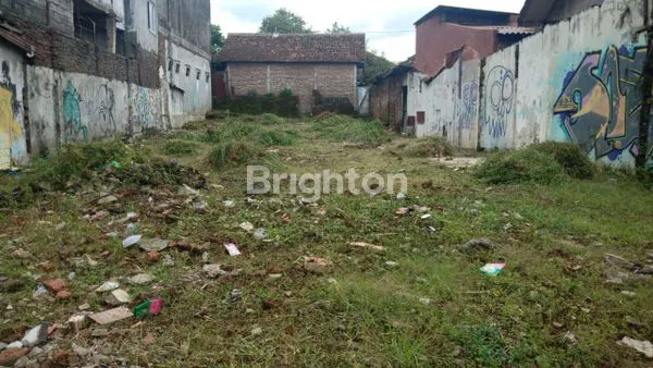 TANAH & BANGUNAN STRATEGIS DI JL RAYA TEUKU UMAR, PINGGIR JALAN BESAR, STRATEGIS, BEBAS BANJIR