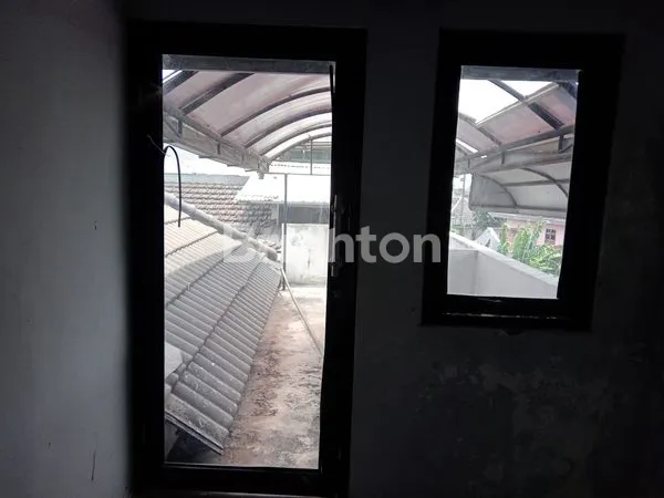 image RUMAH KANTOR LUMAJANG (8)