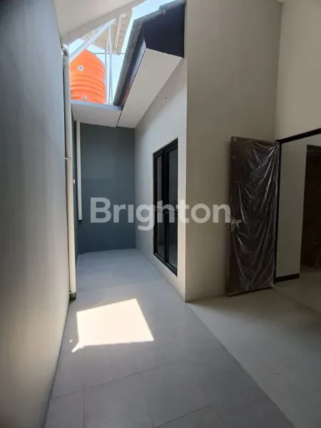 image DISEWAKAN RUMAH SIAP HUNI NEW GRESS DEKAT MERR, RUNGKUT, GUNUNG ANYAR, TOL (1)