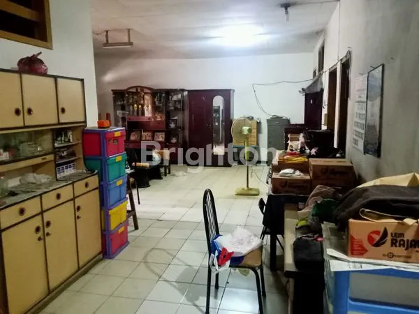 image RUKO SIAP PAKAI TEMBAAN SURABAYA COCOK UNTUK USAHA NOL JALAN RAYA (3)