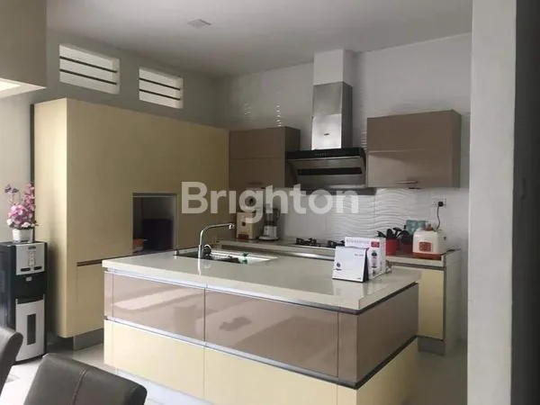 image RUMAH CANTIK 2 LANTAI DI BATAM CENTER (7)