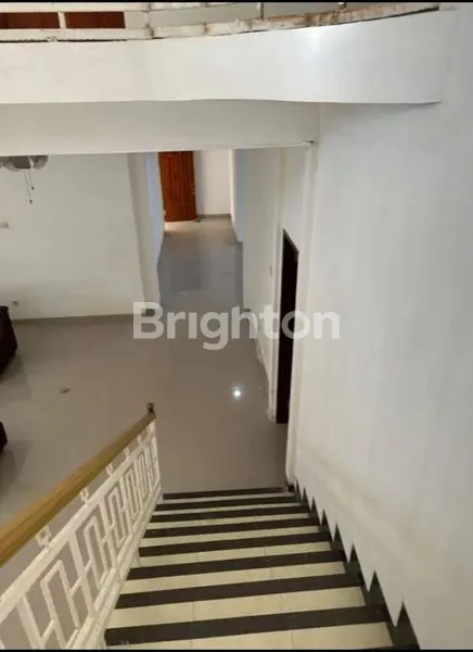 image RUMAH LOKASI STRATEGIS, NYAMAN, ASRI SERTA MURAH DI RENON (4)