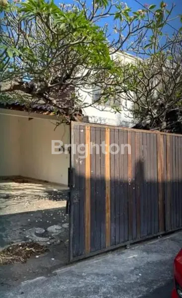 image RUMAH LOKASI STRATEGIS, NYAMAN, ASRI SERTA MURAH DI RENON (7)