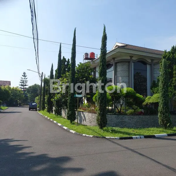 image RUMAH MEWAH 3 LANTAI MEKAR SANTIKA, MEKARWANGI KOTA BANDUNG DEKAT TOL MOH TOHA (1)