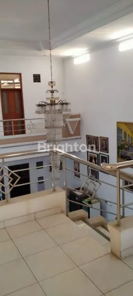 image RUMAH CANTIK  2 LANTAI  SIAP HUNI  SEMARANG  TIMUR (4)