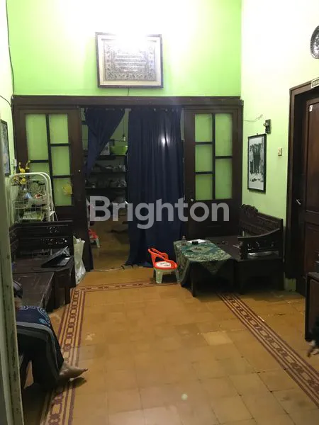 image RUMAH CLASSIC TENGAH KOTA MALANG (3)
