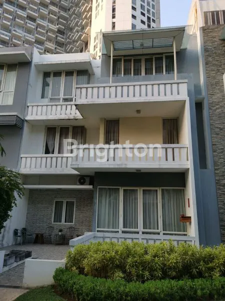 image RUMAH SPRINGHILL RESIDENCE MODEL TOWN HOUSE KEMAYORAN ADA LIFT 4 TINGKAT (1)