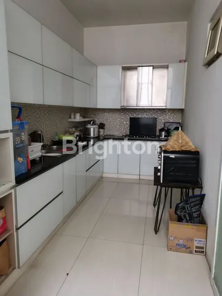 image RUMAH SPRINGHILL RESIDENCE MODEL TOWN HOUSE KEMAYORAN ADA LIFT 4 TINGKAT (3)