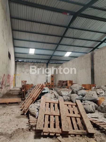 image GUDANG LUAS KOTA KEDIRI (4)