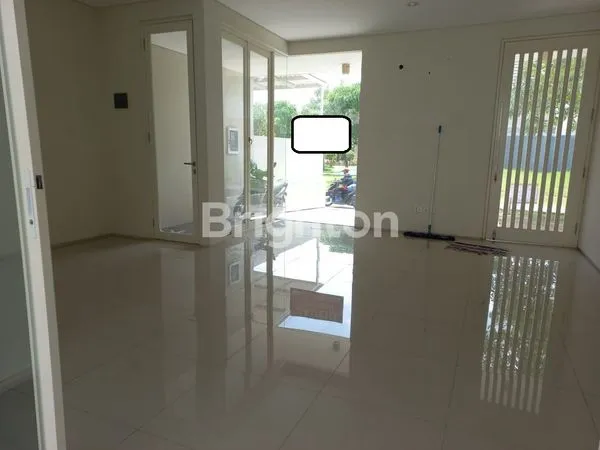 image DIJUAL RUMAH 2 LANTAI TAMAN PUSPA RAYA CITRALAND (6)