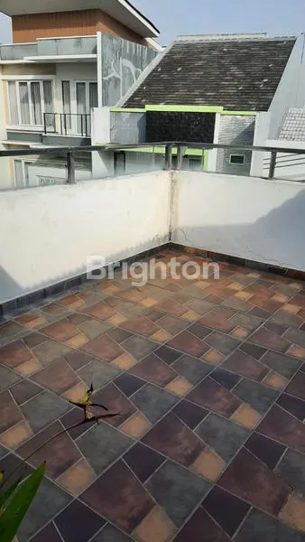 image RUMAH HOEK CITRA GARDEN EXTENSION (7)