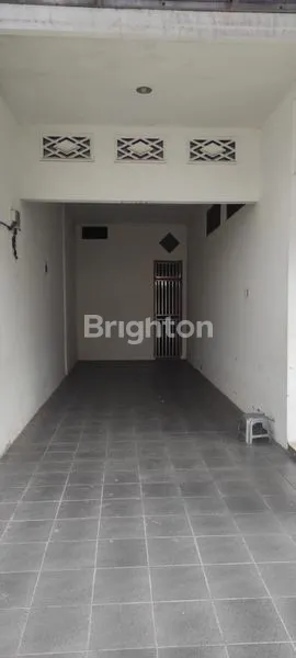 image RUMAH SIAP HUNI DI AREA PREMIUM KOTA KEDIRI (3)