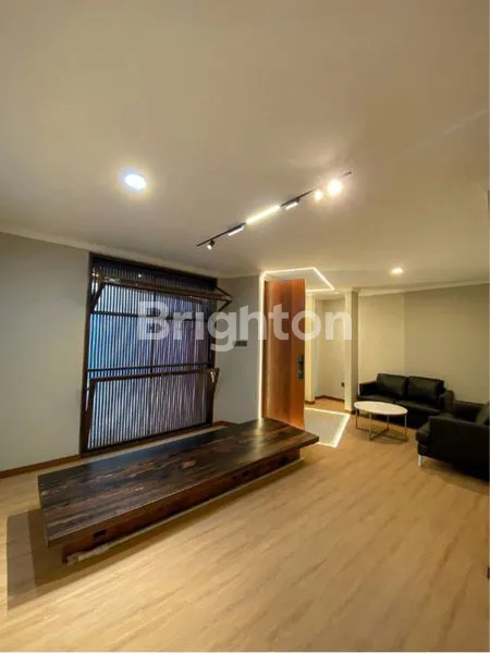 image SMART LUXURY VILLA WITH HIGH END MATERIAL EQUIPMENT AND FURNITURE (5)