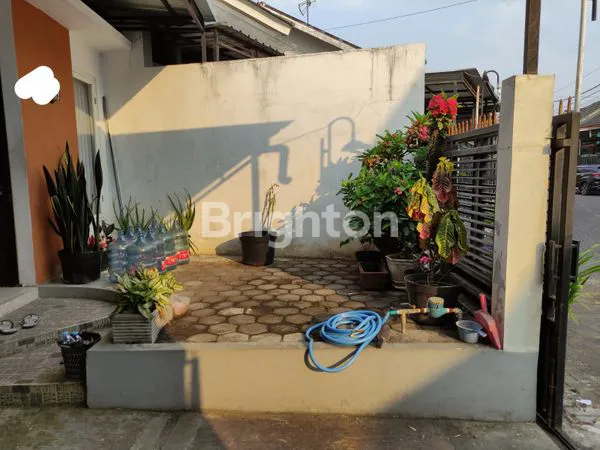 image RUMAH BESAR BAGUS MODERN MURAH DEKAT ARAYA KOTA MALANG (5)