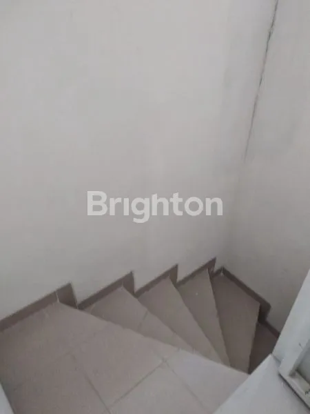 image RUMAH MODERN MINIMALIS 2 LT HARGA MURAH SIAP HUNI DI TIDAR KOTA MALANG (8)