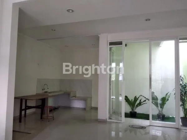 image RUMAH MODERN MINIMALIS 2 LT HARGA MURAH SIAP HUNI DI TIDAR KOTA MALANG (4)