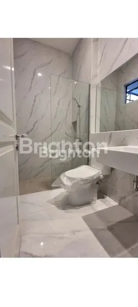 image RUMAH 2LANTAI GRESS BAGUS, TENGAH KOTA SURABAYA TIMUR (5)