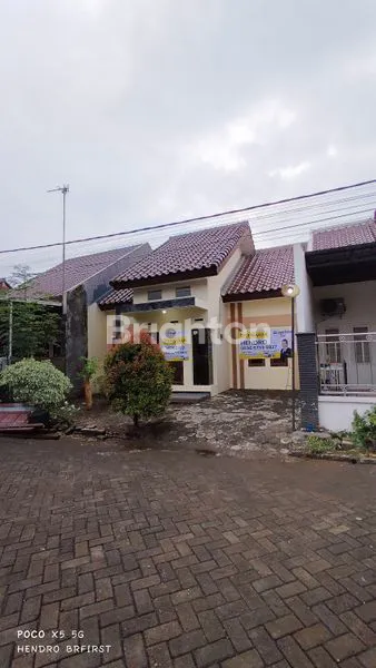 image RUMAH DI SEKARTAJI SEMAMPIR KOTA KEDIRI (1)