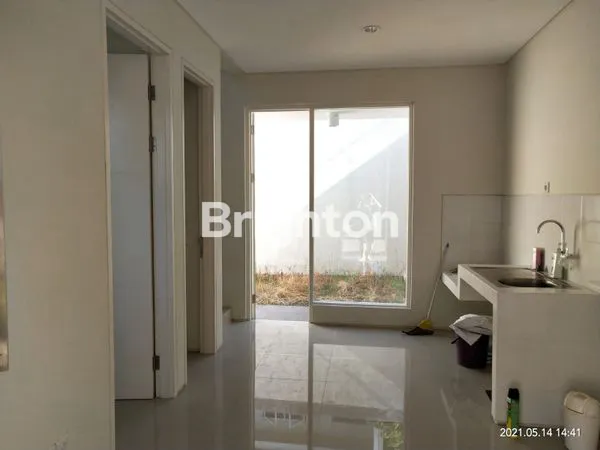 image RUMAH 2 LANTAI DI NORTHWEST PARK CITRALAND SURABAYA BARAT (2)