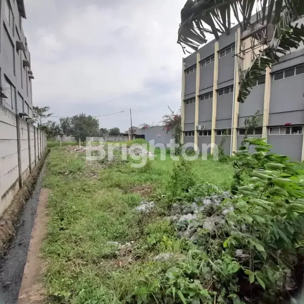 image LAHAN STRATEGIS DI KAWASAN HIDUP SEPUTAR CISARANTEUN (3)