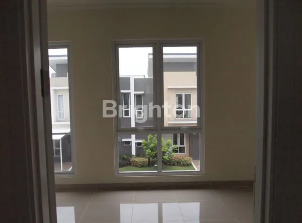 image RUMAH ROSSINI RAYA SYMPHONIA SUMMARECON GADING SERPONG (7)