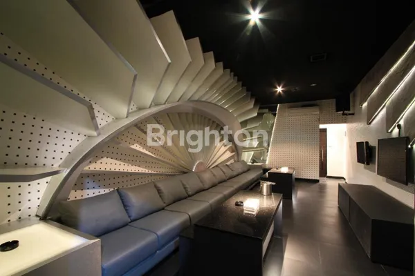 image GEDUNG KOMERSIL, LAHAN SANGAT LUAS, COCOK UNTUK KARAOKE, CAFE, CLUB, SPA EXCLUSIVE DI SUMATERA PALEMBANG (6)