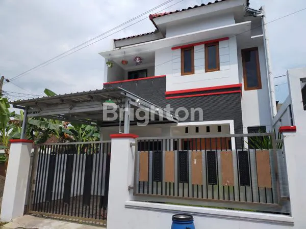 image RUMAH 2 LANTAI MINIMALIS CANTIK SIAP HUNI . SPEK MEWAH. AKSES JALAN MOBIL.LOKASI BELAKANG UKRIM. 1 KM KE KAMPUS UKRIM. 2,4 KM KE AAU. (1)