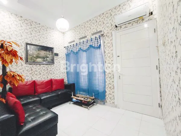 image RUMAH 2 LANTAI CANTIK MINIMALIS DI RESIDENCE CONDET (2)