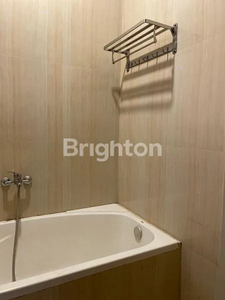 image RUMAH MODERN MINIMALIS 3 LT DI BUKTI SERPONG MAS SERPONG TANGERANG (7)