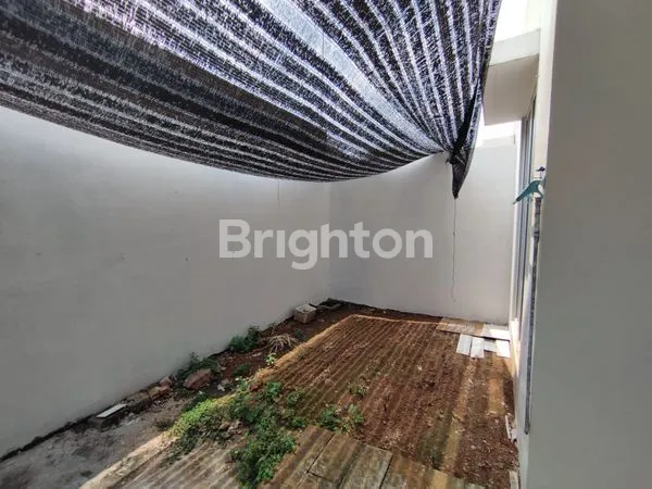 image RUMAH TERAWAT SIAP HUNI CITRALAND CIBUBUR CLUSTER MONTEVERDE PLUS KANOPI (8)