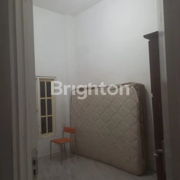 image RUMAH HOOK MINIMALIS DI WONOREJO SELATAN (6)