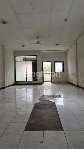 image TURUN HARGA !!! RUKO MAINROAD FULL RENOVASI DEKAT AREA BANK, PERKANTORAN  (2)