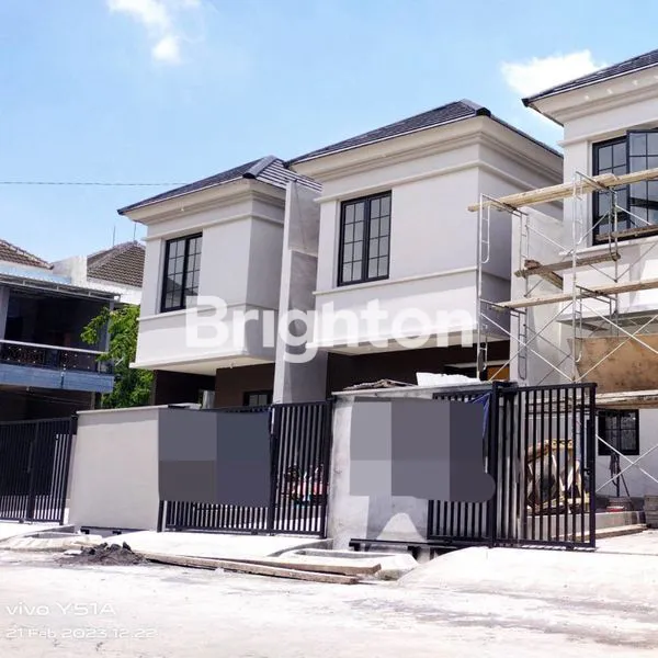 image RUMAH 2 LANTAI BARU GRESS NEW BABATAN GRAND KENJERAN. DEKAT PAKUWON CITY MERR PANTAI MENTARI UNAIR GM GALAXY MALL (1)