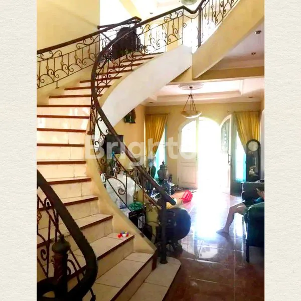 image RUMAH VILLA ARTERI KEBON JERUK JAKARTA BARAT (6)