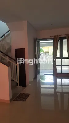 image BUTUH CEPAT LAKU RUMAH TINGGAL BAWA KOPER AJA (6)