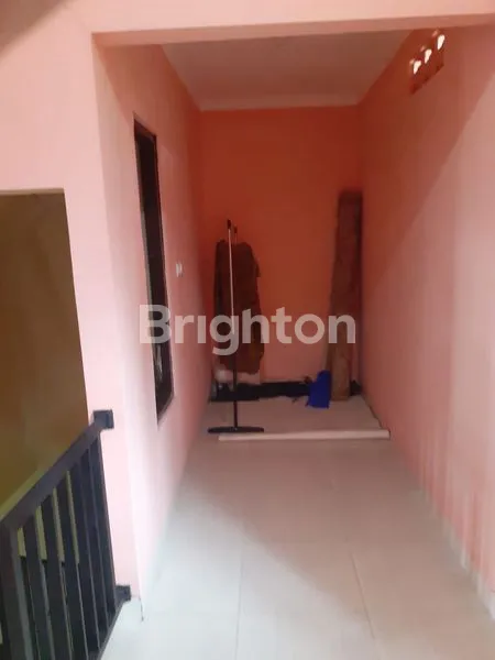image RUMAH FULL FURNISHED DI PERUMAHAN DEKAT PINTU TOLL & JALAN RAYA DEPOK BOGOR (5)